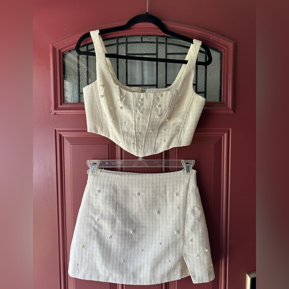 Altar'd State “Swan Tweed Pearl Set”